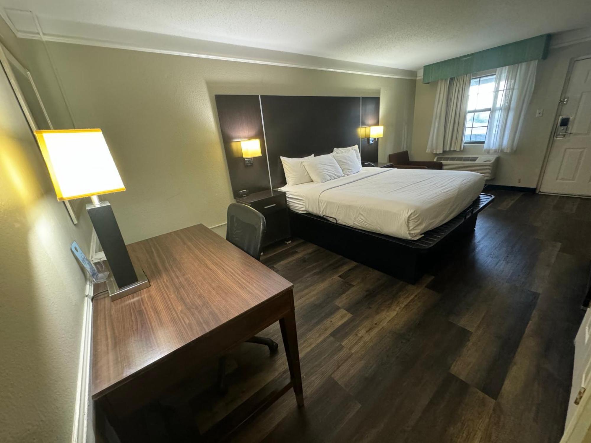 Travelodge By Wyndham Tuscaloosa Buitenkant foto