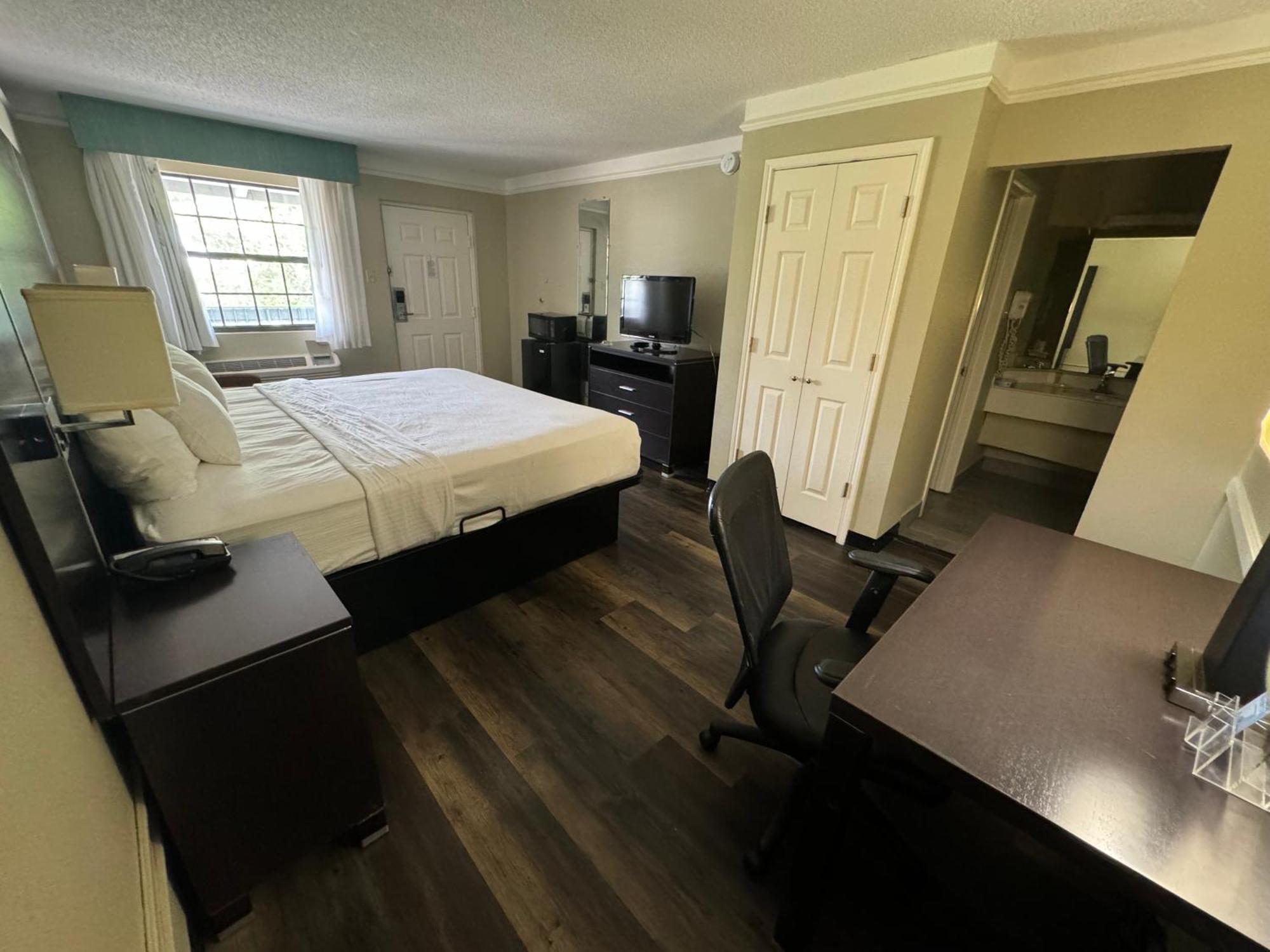 Travelodge By Wyndham Tuscaloosa Buitenkant foto